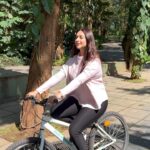 Divyanka Tripathi Instagram - Long drive jayenge...full speed jayenge.. #CycleDiary #PhotoDump