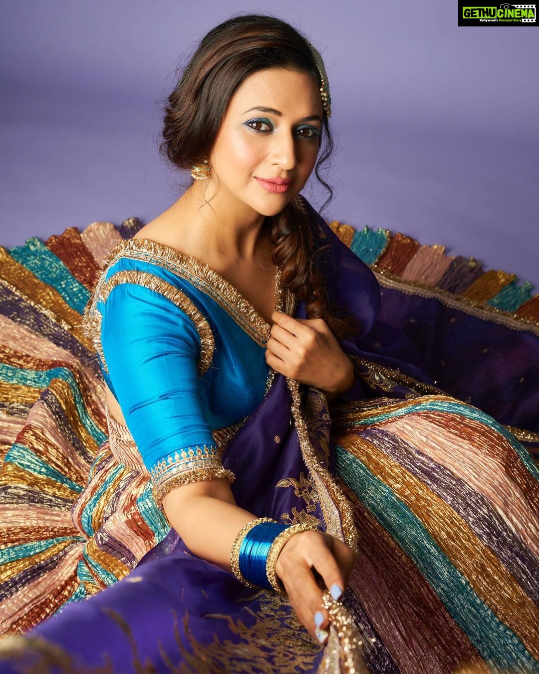 Divyanka Tripathi Wallpapers Hd