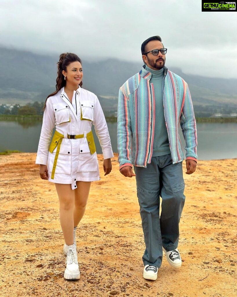Divyanka Tripathi Instagram - With the boss who leads with action, not position! #KKK13 #KKK #FF #FearFactor #Challenger Pniel, Western Cape, South Africa