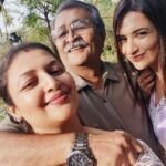 Divyanka Tripathi Instagram - Celebrating your birthday together after so long papa!😍 Missing two boys of our gang though @airbus.maestro @sameertiwari27....you better be there next time! 😑 #BirthdayAlbum