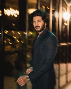 Dulquer Salmaan Instagram - Your Mane Man ! 

For the @filmcompanion Actors Adda 2022 

Costume stylist @harmann_kaur_2.0
Outfit @dior
Shoes @off_white 
Hairstylist @saurabhbhatkar 
Make up @av_ratheeshcinema
📸 @_psudo_ 
Management @vaishalib2907