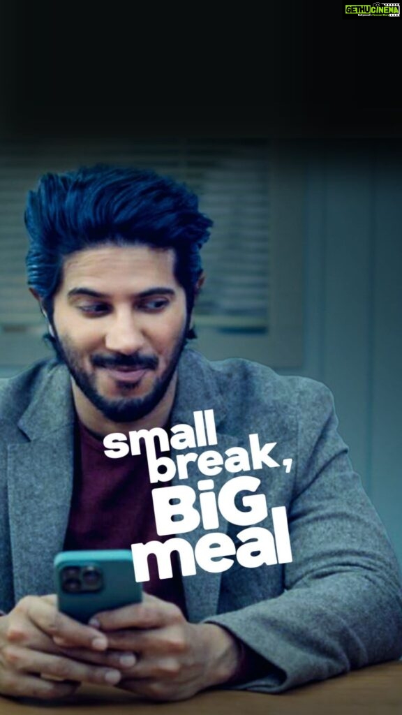 Dulquer Salmaan Instagram - Already tired because your Monday is never without “Meeting after Meeting”? 😪 Worry not because we’ve got your back with a SMALL BREAK BIG MEAL🤜 🫴 Entertain no more compromises and enjoy the world’s favourite flavours in a one-serve BOWL with @thebowlcompanyindia 📍Bangalore, Hyderabad and Chennai. #SmallBreakBigMeal #TheBowlCompany #TheBowlCompanyXDulquerSalmaan #dulquersalmaan #dq #bowls #bowlfood #reels