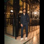 Dulquer Salmaan Instagram – Can Stand it 😎

Costume stylist @harmann_kaur_2.0
Outfit @dior
Shoes @off_white 
Hairstylist @saurabhbhatkar 
Make up @av_ratheeshcinema
📸 @_psudo_ 
Management @vaishalib2907

#flewcrosscountryforthis #funtimeswerehad #windingdown