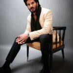 Dulquer Salmaan Instagram - GQ 35 Lots of love to @chekurrien and the team of @gqindia for being the best hosts. Was a real treat to meet game changers across so many different fields. Styled by @harmann_kaur_2.0 Assisted by @anokha_ann Hairstylist @imranshaikh.730 Make up @av_ratheeshcinema Photographer @kadamajay Managed by @vaishalib2907