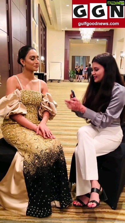 Erica Fernandes Instagram - Exclusive Interview With The famous Erica Fernandes On Moving To Dubai! 👉Follow @gulfgoodnews for more updates! @skinaura.clinics @miniaar_tb @celeste.production @iam_ejf @boxoffevents #ericafernandes #erica #fashion #fashionshow #event #celebrity #actor #bollywood United Arab Emirates