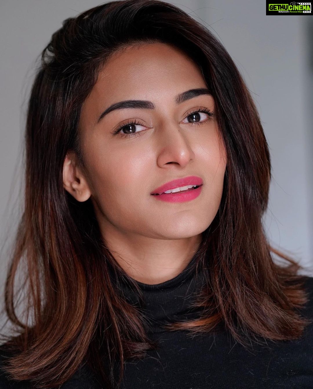 Erica Fernandes - 324.8K Likes - Most Liked Instagram Photos