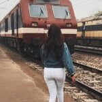 Erica Fernandes Instagram – When you like the audio and you need to make a reel 

#reelingitwithE #trendingreel #Ericafernandes