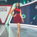 Erica Fernandes Instagram – Lady in Red. 💃#aboutlastnight #Ed #host #ericafernandes #ejf