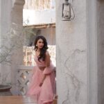 Erica Fernandes Instagram - Pretty pink. Outfit by @oldstorytradinguae Styled by @mitadg Accessories by @biyanijewels Al Seef, Dubai Creek