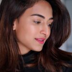Erica Fernandes Instagram - 1st pic is like when you’re staring at your crush 2nd is when they catch you doing so . 😉