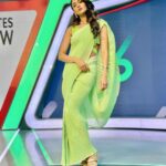 Erica Fernandes Instagram – And just like that she turned into a desi girl. 
Saree @threadnbutton @sonyashaikh