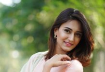 Erica Fernandes Instagram - What do you like to wear in Indian traditional wear ? 1. Saree 2. Suits