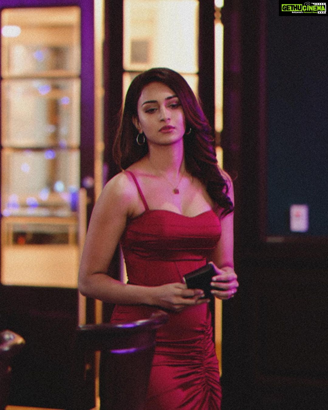 Erica Fernandes - 242.3K Likes - Most Liked Instagram Photos