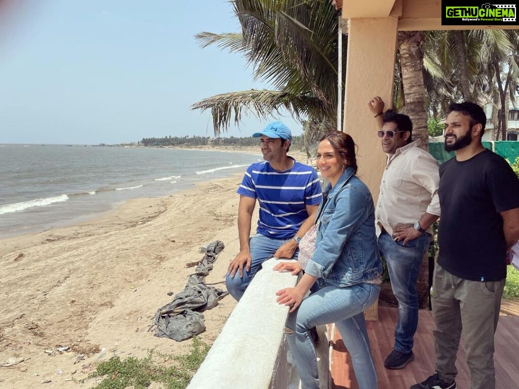 Esha Deol Instagram - BTS from Hunter 🫶🏼 First pic is with my Director duo & the guy in the black T-shirts is Arya one of the best 1st AD’s Iv ever had on set - we would read & read & read the scenes together endlessly 😅 really enjoyed our time together ♥️ @aar.yaa.paar Second pic is with my team hmu @_narendrajadhav_ @surve.jaya @shankarjadhav813 @aishwaryadmonty Much gratitude & love for these people ♥️ #HunterOnAmazonminiTV streaming now. @amazonminitv @suniel.shetty @rahuldevofficial @barkhasengupta @karanvirsharma @batraalok8 @dir_prince_dhiman @saregama_official @yoodleefilms @amazinggaaa @sydkher @mihirahuja_