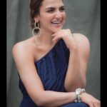 Esha Deol Instagram – If you find it hard to laugh at yourself , I would be happy to do it for you 😉🤭 

( truth – I laugh at myself a lot & it’s fun . Try it ) 

Here are some candid pictures which were clicked before we got the final shot . Fun moments with the team . 

📸Photographer – 
@sahilsachdevaphotography 
💄HMU – 
@ankitamanwanimakeupandhair @surve.jaya 
👗Styled by – @priyaaa24 
💃🏻Outfit – @pleatsbyaruni
💎Jewellery- @amamajewels
👠 shoes – @versace 
👛 bag – @maisonvalentino 
♥️Managed by -@palsandpeersentertainment
🕺🏼Staff – @shankarjadhav813

#laughter #keepitreal #smile #photoshoot #picoftheday #saturdayvibes #eshadeol #gratitude 🧿♥️