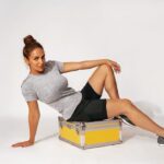 Esha Deol Instagram - Don't let your doubts weigh you down, pack them up and crush them with @engn.in 💪🏼 #OwnYourGame #PerformBetter #WednesdayMotivation #PerformanceWear #ActiveWear #WomensFitness #HealthyLifestyle #WomensWear #Fit #EshaDeol #ENGN #EDT #stayfit🧿♥️