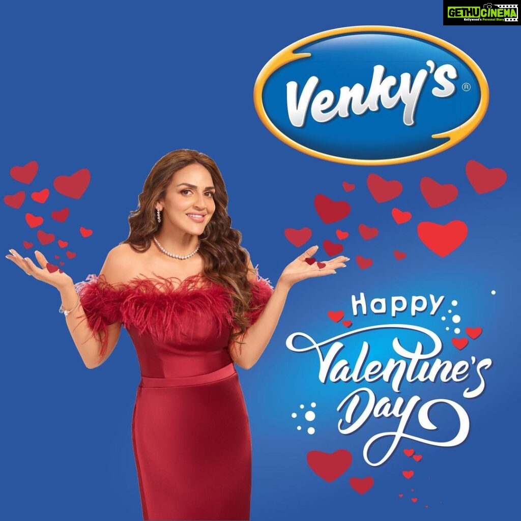 Esha Deol Instagram - Cheers to the bond of Love, Respect and Trust that we share. Happy Valentine's Day❣️ @venkysuttarafoods #EshaxVenkys #EshaDeol #EDT #picoftheday #yummy #valentinesday #happyvalentinesday #love #valentinesday2023 #trending #gratitude❤️🧿