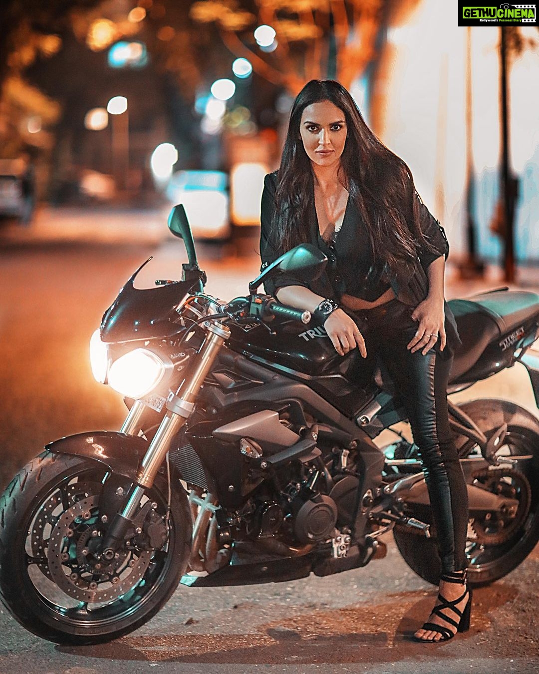 Esha Deol Instagram - Hereโs one of my favourite pictures. Wonder why I took so long to post it . Shot by @popmercy during #lockdown & this beauty the #triumph bike was borrowed from my buddy @itszayedkhan ( thank you ๐๐ผ) I remember how mercy & I hopped across the street late at night and managed to get these shots ๐๏ธ #picoftheday #throwback #throwbackthursday #bikelovers #bikelife #eshadeol #gratitude