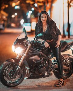 Esha Deol Instagram - Here’s one of my favourite pictures. Wonder why I  took so long to post it . Shot by @popmercy during #lockdown & this beauty the #triumph bike was borrowed from my buddy @itszayedkhan ( thank you 🙏🏼) 
I remember how mercy & I hopped across the street late at night and managed to get these shots 🏍️

#picoftheday #throwback #throwbackthursday #bikelovers #bikelife #eshadeol #gratitude