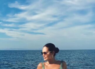 Esha Gupta Instagram - ⛵️ Formentera, Islas Baleares, Spain