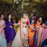 Esha Kansara Instagram - To my most fav girls, who held me tight and made sure my tears din’t ruin my make up 🤣🤓❤️❤️I love you all soo sooooo much 🌸🌸🌸 (jinke sath photos nahi hai, im yet to see all the pictures but I thank you all😆🤦‍♀️) 📸- @karmaproduction_india