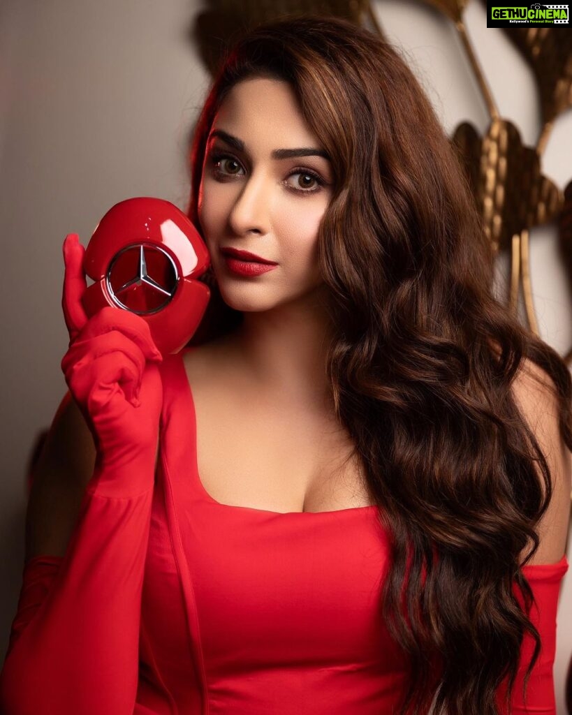 Eshanya Maheshwari Instagram - Ready for a scent that’s as fiery as your personality?✨ @mercedesbenz.parfums Red is here to ignite your senses and set your style on fire . Shop now @myntra #mercedesbenzparfums #mbwomaninred #mercedes #mercedesbenz #beautyconcepts_india #lovebeauteluxe #Collaboration @beautyconcepts_india @lovebeauteluxe