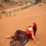 Eshanya Maheshwari Instagram - Experiencing So Many Things For The First Time 😍 And It Was All Worth It, From pleasant weather to Desert safari to knowing so many things about wildlife animals and plants and trees and meeting all the amazing hero’s of @platinumheritage 🫶🏻 Thanks for the wonderful Experience ❤️ #desartsafari #dubai #platinumheritage #esshanya #esshanyamaheshwari Platinum Heritage Dubai
