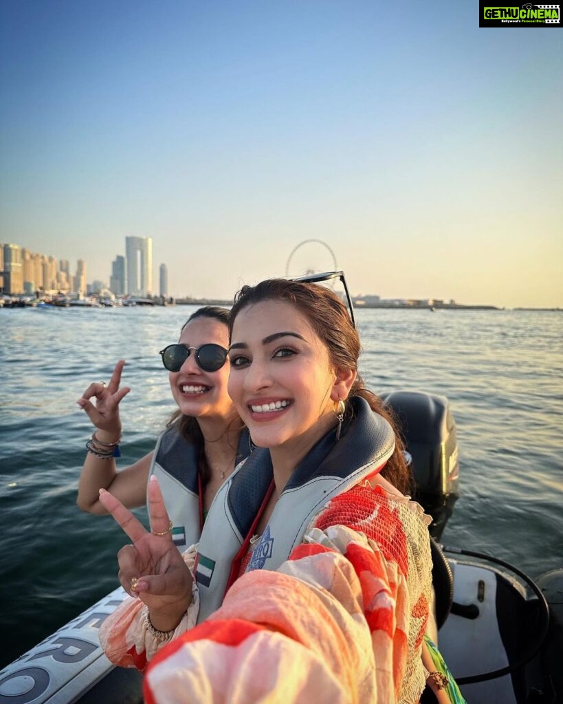 Eshanya Maheshwari Instagram - Never In My Life I’ve Ever Felt Such Thrill Running Down To Every Veins Of My Body. Thank You @hero_odysea 🚤🤩 For Such Crazy, Amazing And Out Of This World Experience. 🤪🤪🤪 PS- This Is SelfDrive Boat With Zero Records Of Anyone Falling Off The Boat, So guys Add This In Your To Do List For Your Next Visit In Dubai.. #selfdriveboat #heroodysea #dubai #travel #esshanya #esshanyamaheshwari HERO OdySea Boat Tours Dubai