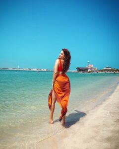 Eshanya Maheshwari Instagram - This Birthday Bombshell Is All About The Glow And She Ain’t Afraid To Show 😉 🧡✨ 

PS- Taking All the Sunshine In At This Beautiful Property @sofiteldubaipalm @all_mea. 🫶🏻

#birthday #birthdaygirl #dubai #esshanya