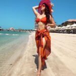 Eshanya Maheshwari Instagram - This Birthday Bombshell Is All About The Glow And She Ain’t Afraid To Show 😉 🧡✨ PS- Taking All the Sunshine In At This Beautiful Property @sofiteldubaipalm @all_mea. 🫶🏻 #birthday #birthdaygirl #dubai #esshanya Sofitel Dubai The Palm
