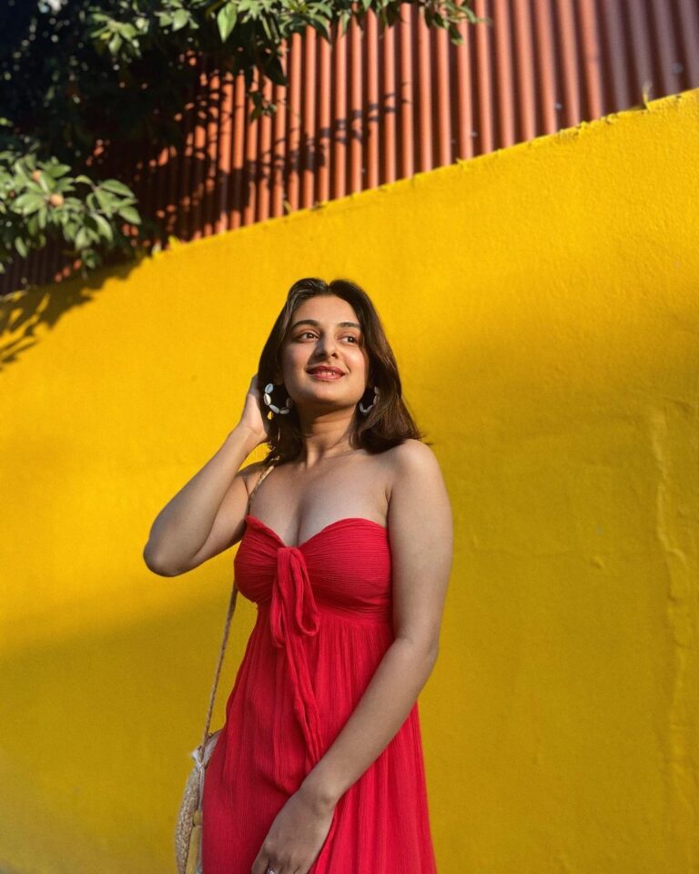 Esther Anil Instagram - Please get used to this yellow wall cus the dress was too pretty the light was too good and I was feeling too amazing So my best friend clicked too many pictures 😬 Pondicherry
