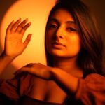 Esther Anil Instagram - A reminder to my-self that I need to take smiling pictures Asap 🌝 Raw, unedited, no filter photo with beautiful lighting magic by @vimal_josu ✨ No makeup kinda make by fav 😌 @rizwan_themakeupboy
