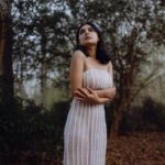 Esther Anil Instagram - 𝙼.𝚄.𝚂.𝙷.𝚁.𝙾.𝙾.𝙼 Concept and photo by @a_isography Costume Courtesy @jaankibridalcouture Make up and Hair by @ayra_the_transforming_studio