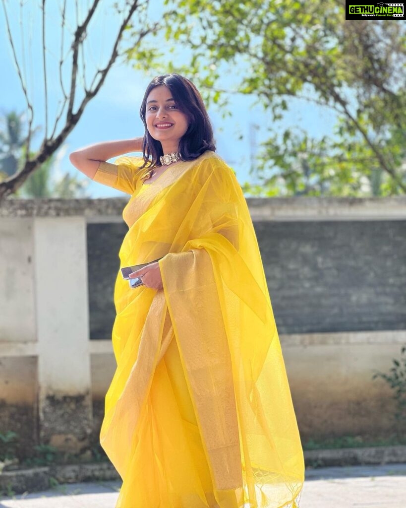 Esther Anil Instagram - 🌻 Wearing @elegant_fashion_way Wayanad, India