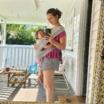 Evelyn Sharma Instagram - 𝗢𝗻𝗲 🅸🅽🆂🅸🅳🅴 🤰🏻 𝗮𝗻𝗱 𝗼𝗻𝗲 🅾🅽 🆃🅾🅿 🧸🐣 my little koala bear needed some extra hugs today 🥰 #mommylife #mommybaby #mommybabyselfie #babysling #babygirl #familycuddles #grouphug #momlife #evelynsharma #bollywoodbaby