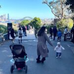Evelyn Sharma Instagram - This is what most of the zoo visit looked like: trying to catch my wild toddler and wiping snotty winter noses… 😅 but the way her little face lights up when seeing a giraffe 🥰 it’s everything! #momlife #momlifebelike #lifewithatoddler #torongazoo #bestdayever