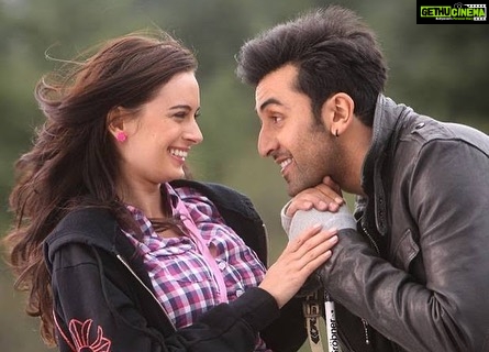 Evelyn Sharma Instagram - Has it been 10 years already?! 😱 Crazy how life has changed since then! 😅 But how good is it to go back and watch YJHD again? 🥰 #favmovie #foreverfavourite #yehjawaanihaideewani #yjhd #ranbirkapoor #deepikapadukone #kalkikoechlin #adityaroykapoor #evelynsharma #kunaalroykapur #ayanmukerji #dharmaproductions #karanjohar