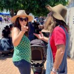 Evelyn Sharma Instagram - 📸 caught exchanging gardening tips with @costasworld at the #chinchillawatermelonfestival 👩🏻‍🌾🌻 #aussielife #mygarden #gardening #finallymyhusbandtookapic #watermelonfestival #evelynsharma #costa #gardeningaustralia Australia