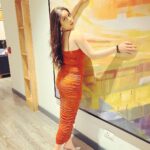 Garima Jain Instagram - Photo dump from the event last night 👩‍💻 . . . #garimajain #portraitphotography #iphone15 #iphonephotography #nashik #paintings #bodycondress #glamour #hotactress #bollywood #vitaminac #sexywomens #actor Nashik Property Consultant
