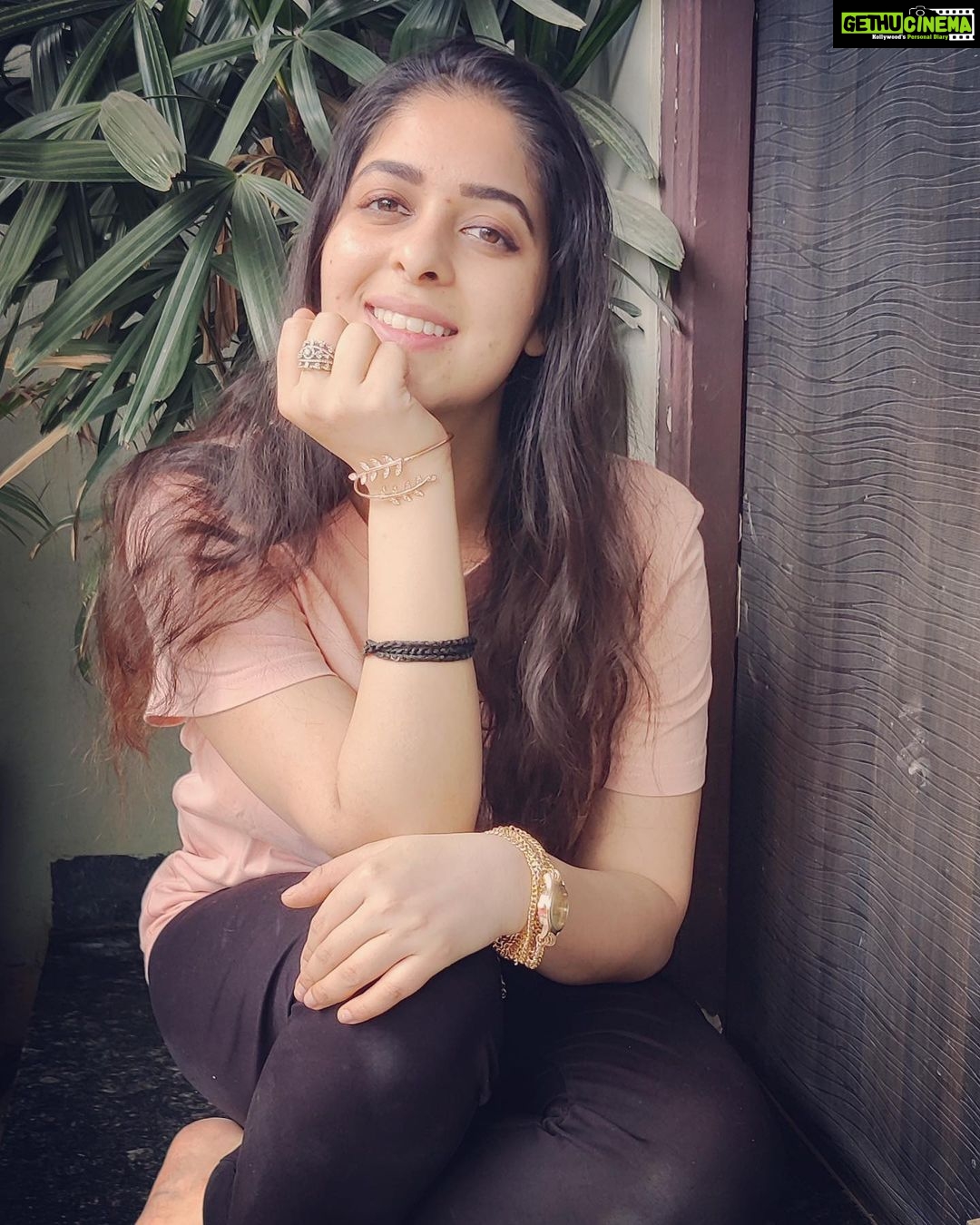 Garima Jain Instagram - Loved @jokerandwitch so much that they definitely deserve a Shouout on their 7th birthday . . . . . ๐ @urbanic_in #urbanic #urbanicsquad #7yearsgold #jwgirlsquad #jokersandwitches #garimajain #bewitched #watch #accesories #watchset #braceletstacks #bracelets #accesoryoftheday #teejhindia #bewitchedbyjokerandwitch #birthdaycelebration #happybirthday #cleangirlaesthetic #jewellery #jewellerylove #avneetkaur #intimationjewelry #grwm #getreadywithme Bangalore City