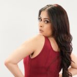 Garima Jain Instagram - 🔔📣🔊 Watch me Na Umar Ki Seema Ho as Sakshi starting from tonight at 8pm only at @starbharat . . . . . #garimajain #naunarkiseemaho #videv #starbharat #karansuchak #iqbalkhan #rachanamistry #deepshikanagpal #tvseries #tvserials #rightclickmediasolutions #snehawagh Green Valley Studios