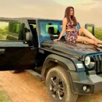 Geet Gambhir Instagram - Neither the one to accelerate nor to put brakes…but being the one enjoying ride at all PACE 🛞 #trusttheprocess . . . . . . . . #makeitcount #ride #thar #ladyonwheels #geetgambhir #shivoham #heels #outfit #instagram