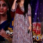 Girija Oak Instagram - 'राजभवन'साठी गोष्ट एका पैठणीची सिनेमाचा खास शो @girijaoakgodbole @akshaybardapurkar @sayali_sanjeev_official @shantanurode #PlanetMarathi #AkshayBardapurkar #ShantanuRode #SayaliSanjeev #NationalFilmAward #BestMarathifilm #NFA #अभिमान #संस्कृती #परंपरा #पैठणी
