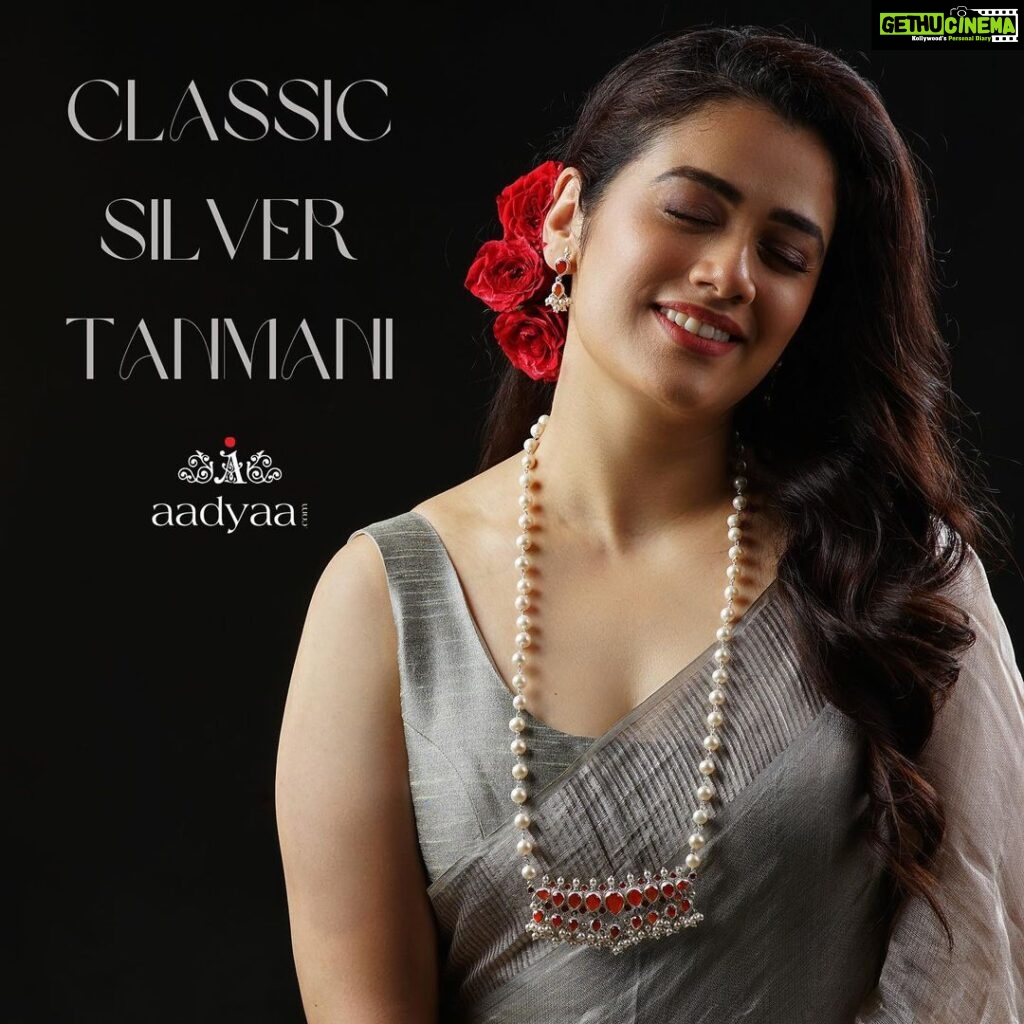 Girija Oak Instagram - Festive tanmani collection made at Aadyaa! Adorn your festive look with these gorgeous statement pieces. Available online and in stores. 🔎 Manini Tanmani Collection (www.aadyaa.com) #aadyaa #tanmani #festivejewellery #festivities #preciousstones #pearls #silvernecklace #silverjewelry #925silver