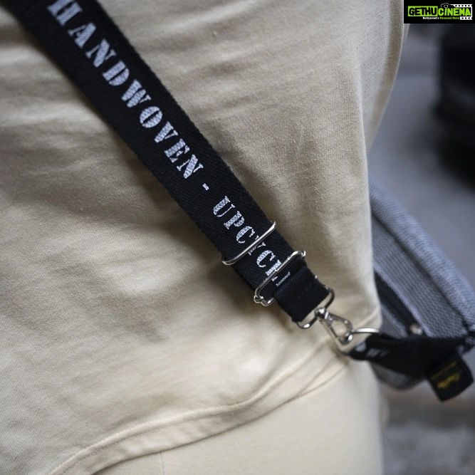 Girija Oak Instagram - Girija Oak Godbole x reCharkha Introducing FANNY PACK from the exclusive Girija x reCharkha collection. A Fanny Pack can conplete any casual look just easy breezy. Moreover, it makes one of the best practical accessories to wear. Comes handy, and fits just the right amount of essentials you need! Photography: @shailendra_pardeshi Styling: @stylist.chaitalikulkarni HMU : @sheetalpalsande Check out the brand new Girija x reCharkha Collection only on www.recharkha.org π Link in bio. . . #recharkha #girijaoakgodbole #indiancrafts #madeinindia #reusereducerecycle #fannypack #circularfashion #indianhandlooms #wasteplastic #indianartisan #handcraftedwithlove #punebloggers #upcyclersofinstagram #fannypacks #sustainableliving #puneblogger #sustainablefashion #sustainability #indianhandicrafts #womensfashion #environmentallyconscious #motherearth #fashionbloggers #consciousfashion