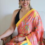 Girija Oak Instagram - @jayeshsachdev x @thequirkbox LAST DAY TO ORDER. #sareelove #girijaoakgodbole 🤍
