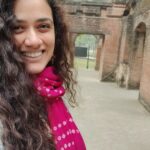 Girija Oak Instagram – This beautiful beautiful place called Lucknow ✨
Seen here are The Bada Imambara, Shahi Baoli, Chota Imambara, La Martiniere college and Jama Masjid, Lucknow