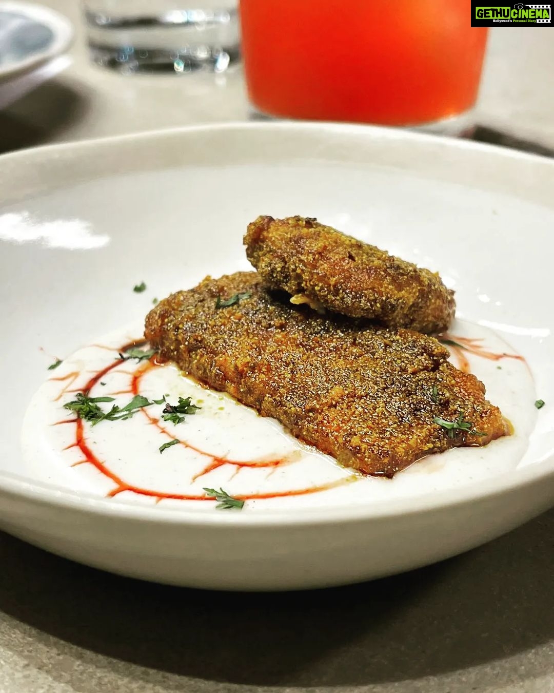 Girija Oak Instagram - @suhrudgodbole and I had the most amazing dining experience at @masquerestaurant thanks to @skoranne 's refreshing take on Maharashtrian food. Everything put on our plates was equal amounts exciting and familiar. Some mirgund, kurdai, dashmya, kharvas and kulith soup for my soul š P.S. she does a bunch of pop ups. Please follow her and find one that you can attend. Thank me later.