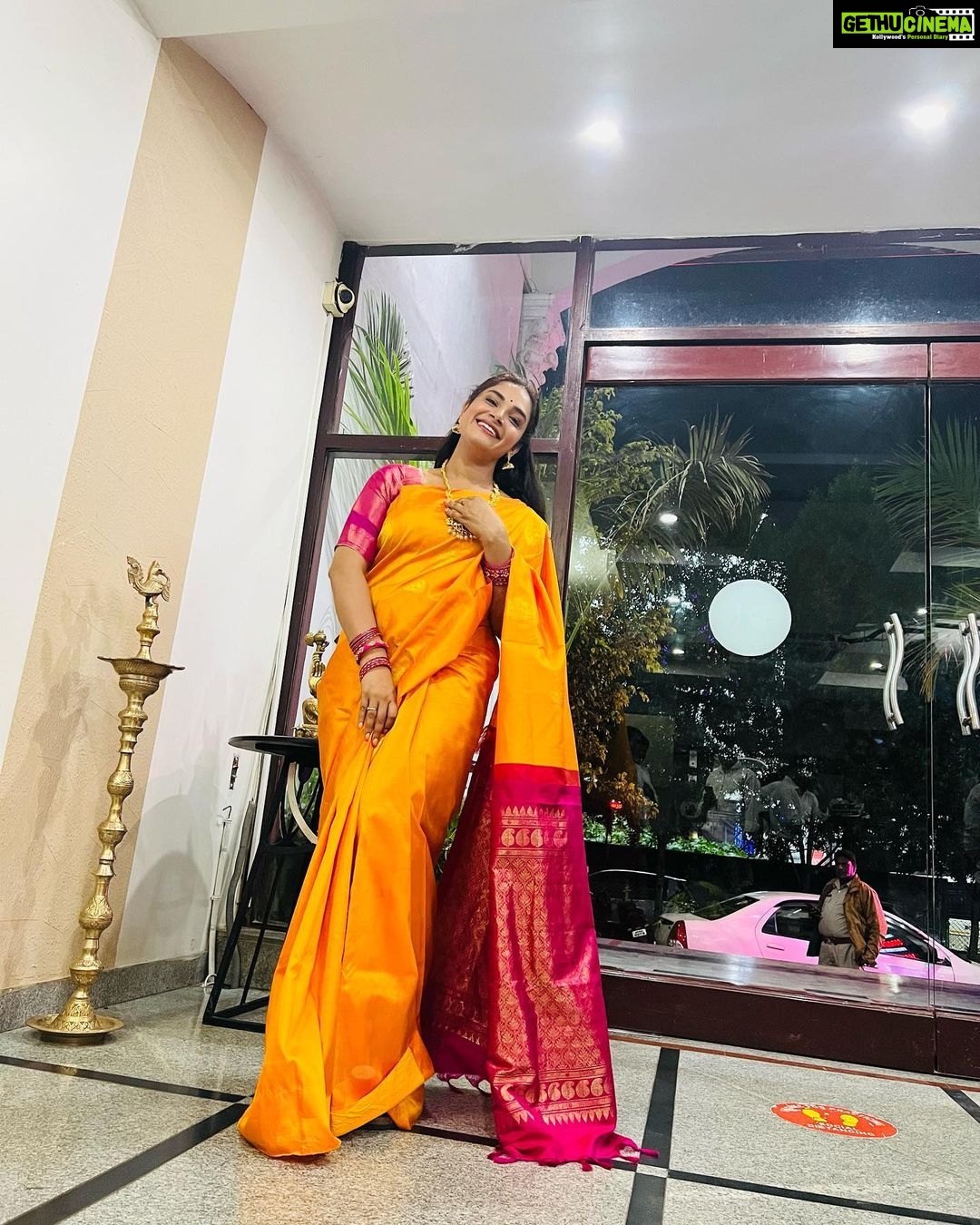 Hari Teja Instagram - All about today❤️ Much love Vijayanagaram… ❤️ #vijayanagaramutsavalu #happiness #music #dance #event #love #peace ❤️
