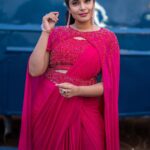 Hari Teja Instagram - I will call it a Mega day❤️ all about last night ..Even Rain couldn’t stop the Storm of mega star… Being a true fan of megastar it’s a dream come true to Host the Pre release event of God father ❤️ Wearing: @justlikethatbyanju Styled by @impriyankasahajananda Photography: @abhinavsagarphotography Jewellery: @kushalsfashionjewellery ❤️